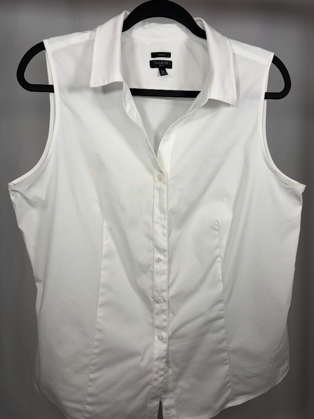 Talbots Petite Non-Iron White Sleeveless Button-Up Blouse | 16P
